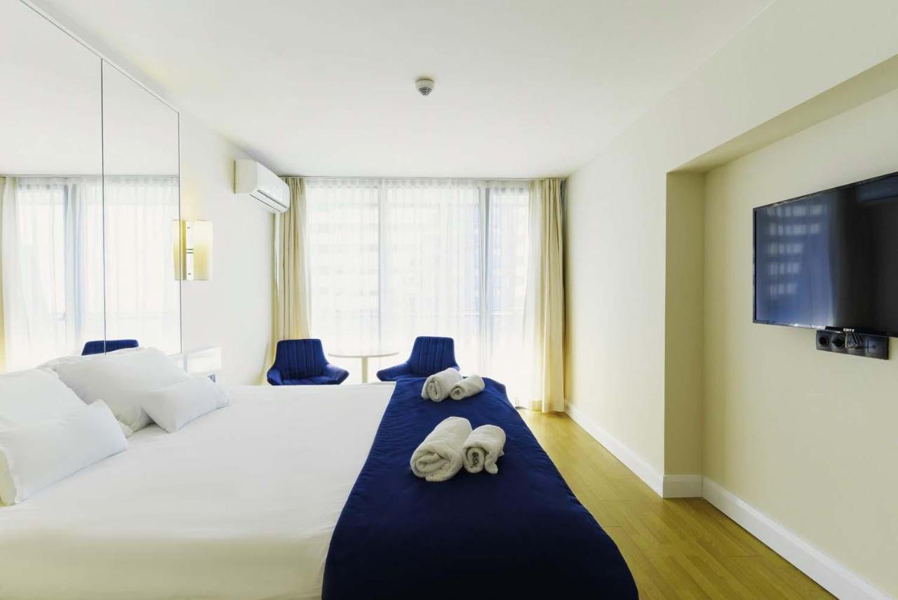 Elegance Sea View Aparthotel In Orbi City Batumi Exterior foto