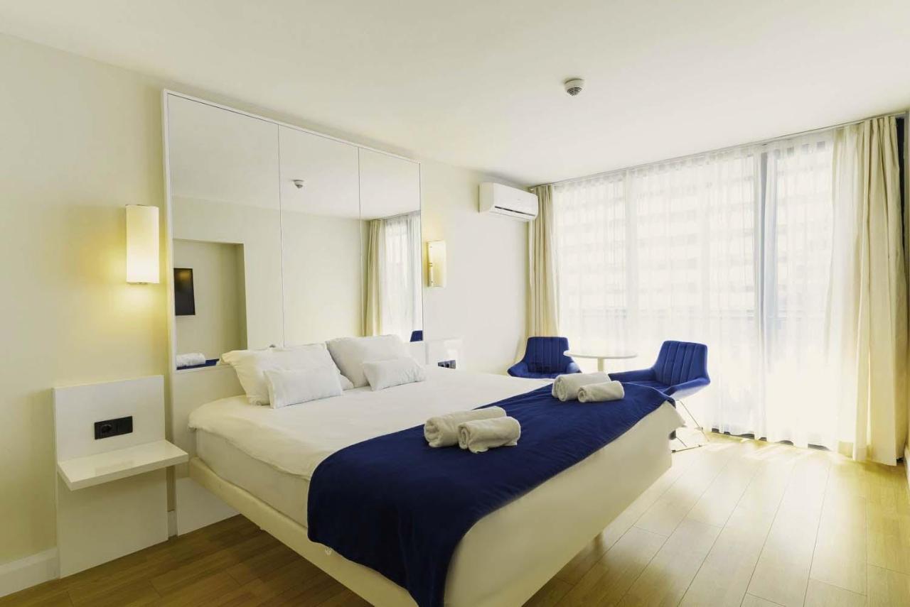 Elegance Sea View Aparthotel In Orbi City Batumi Exterior foto