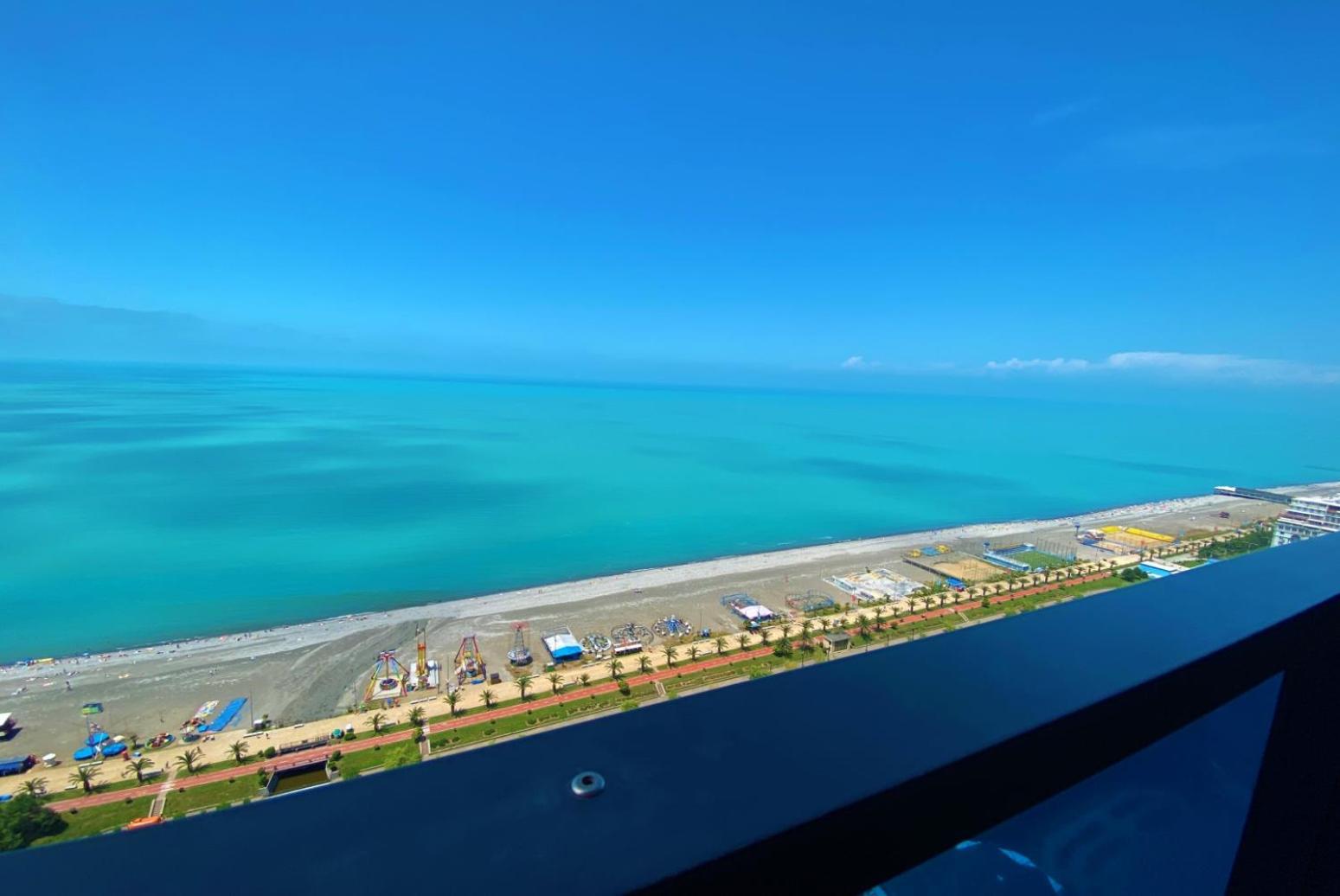 Elegance Sea View Aparthotel In Orbi City Batumi Exterior foto