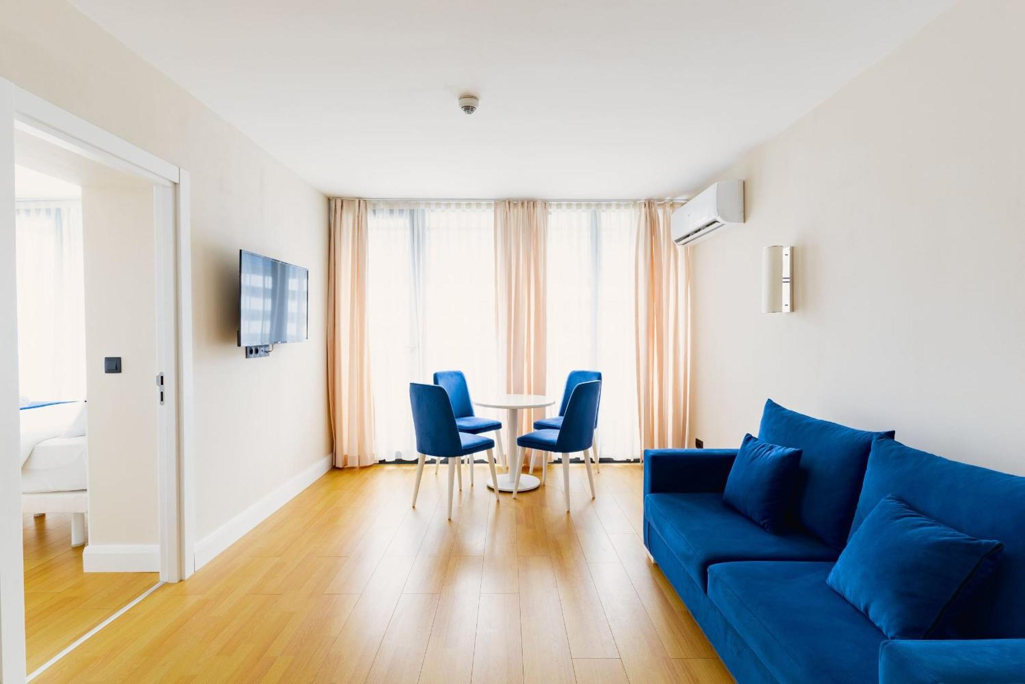 Elegance Sea View Aparthotel In Orbi City Batumi Exterior foto
